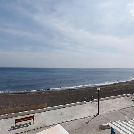 Golden Secret House Apartment Perissa (Santorini)