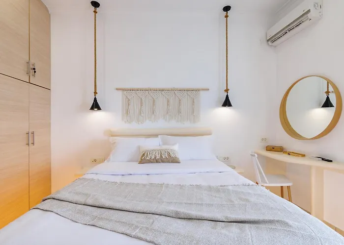 Golden Secret House * بيريسا