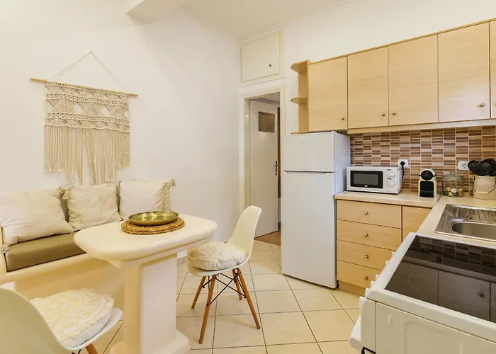 Golden Secret House شقة بيريسا