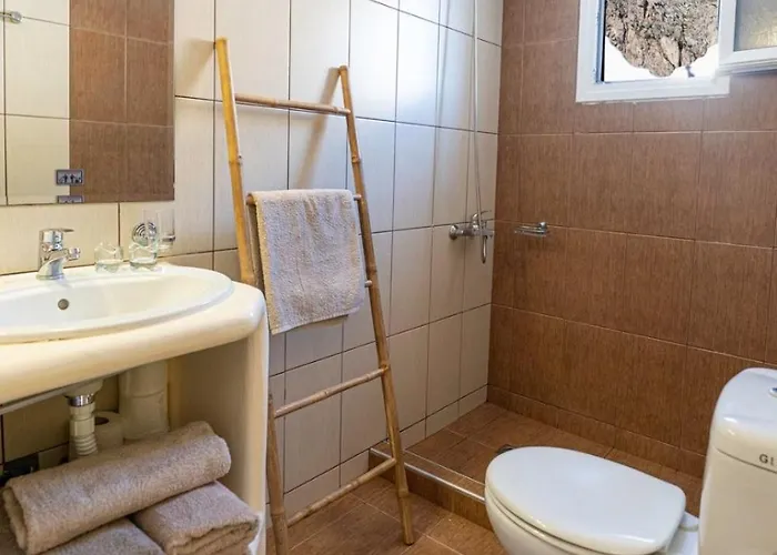 Golden Secret House * بيريسا