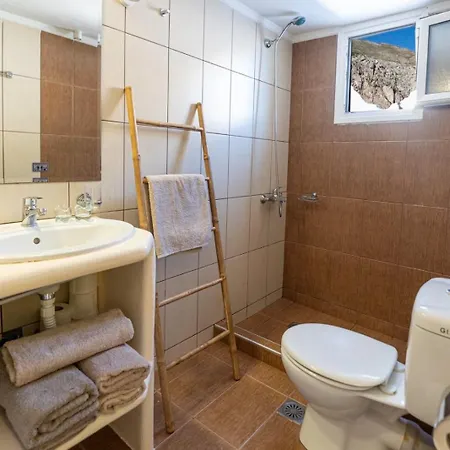 Golden Secret House * Perissa (Santorini)