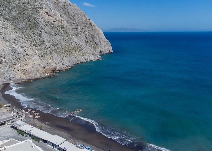 Golden Secret House * Perissa (Santorini)